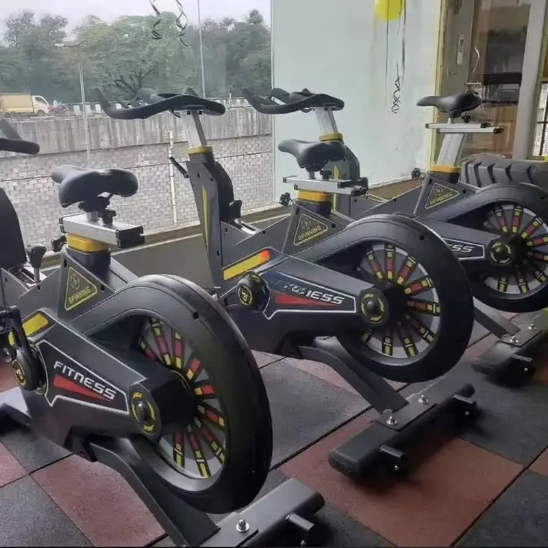 상업용 스피닝 바이크 실내 사이클링 운동기구 체인 드라 - Home Gym Equipments 리뷰 및 가격